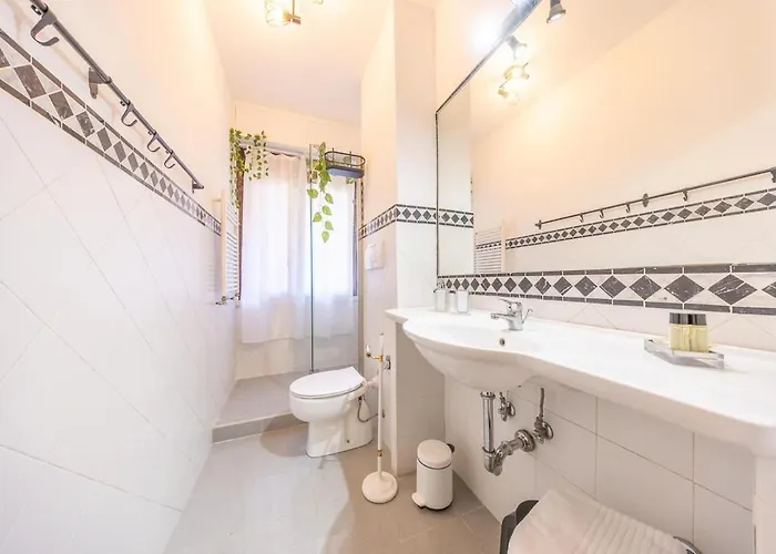Eur Boutique - Intero Apartamento